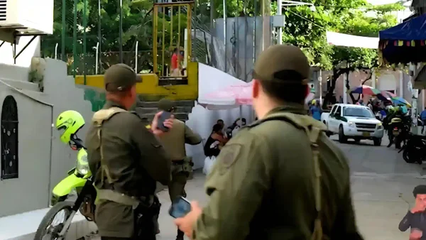 Una mujer y sus dos hijos fueron asesinados con un dron en Segovia, Antioquia Una mujer y sus dos hijos fueron asesinados con un dron en Segovia, Antioquia