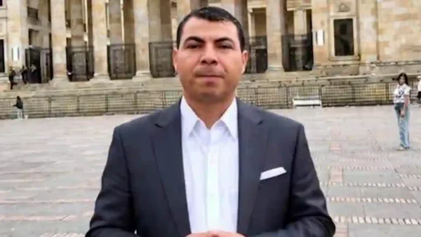 Dejan en libertad al candidato al Senado Andrés Vásquez