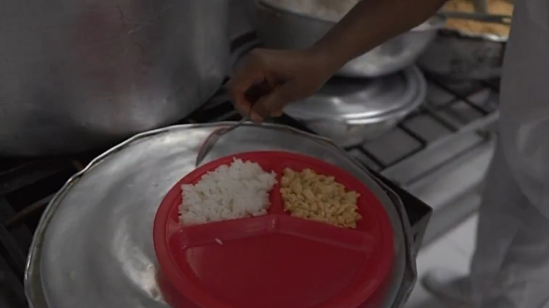 Escándalo en La Guajira con suministro de comida.