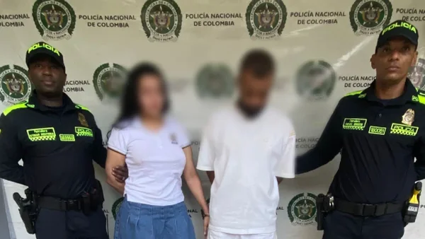 Pareja habría lanzado a una perrita desde un balcón en Medellín tras una acalorada discusión: esto se sabe Pareja habría lanzado a una perrita desde un balcón en Medellín tras una acalorada discusión: esto se sabe