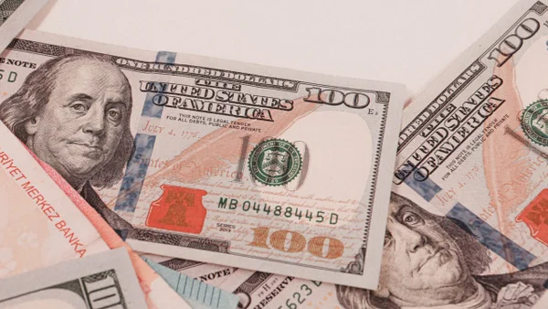 Cambio inesperado en el precio del dólar en el cierre de hoy 4 de marzo de 2026: así se cotizó