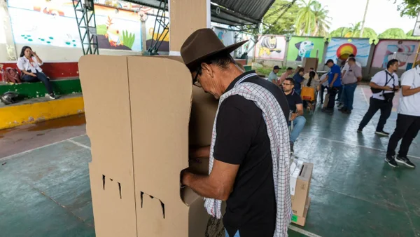 ¿Puede usar el celular en el puesto de votación? Esto dice la Registraduría