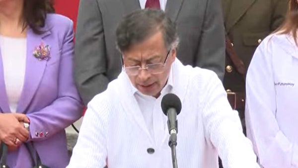 Presidente Petro dice que el país llega a elecciones de manera pacífica e insiste en desarrollar un software propiedad del Estado