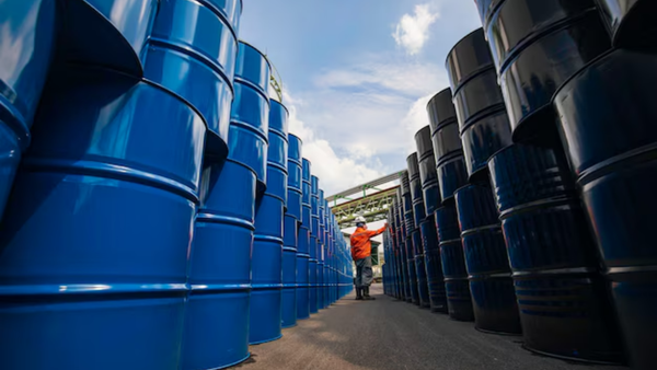 G7 evalúa liberar sus reservas de petróleo ante subida en los precios internacionales