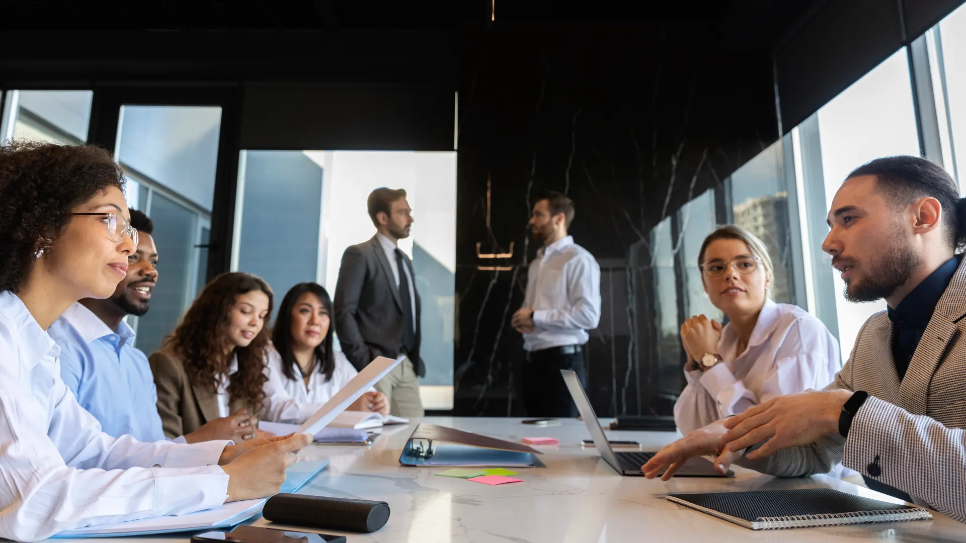 Negociación entre trabajadores y empleados