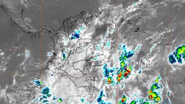 Lluvias intensas mantienen alerta roja en Santander y vigilancia en Cauca, según el Ideam