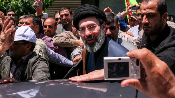 Asesor del ayatolá iraní amenaza con destruir a Israel y llama a Trump “Satanás en persona”