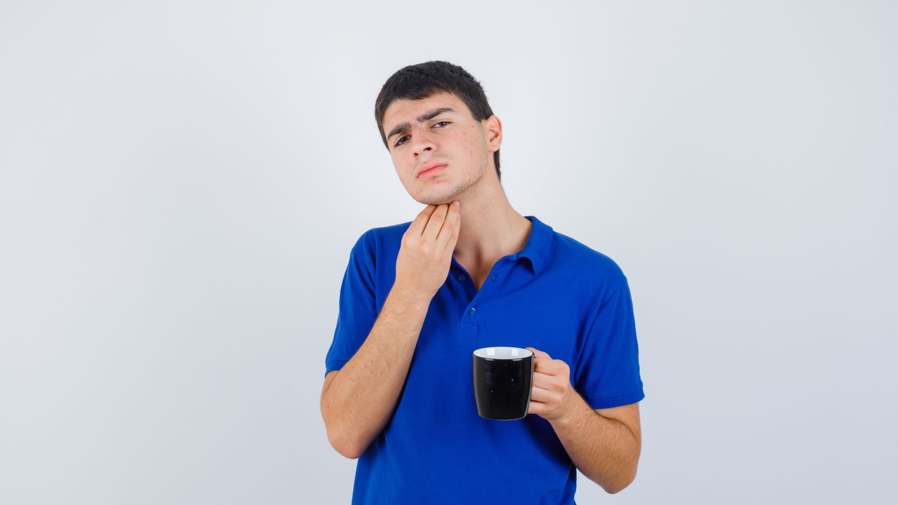 Sore throat and bad taste: the hidden symptoms behind gastric reflux