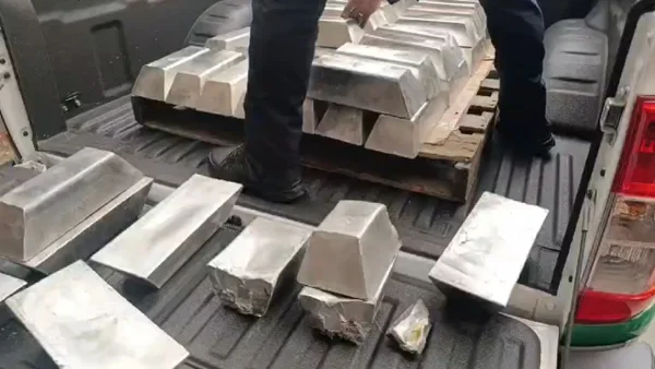 Hallan cargamento sospechoso con destino a China en aeropuerto de Bogotá: ¿qué iba en el vuelo?