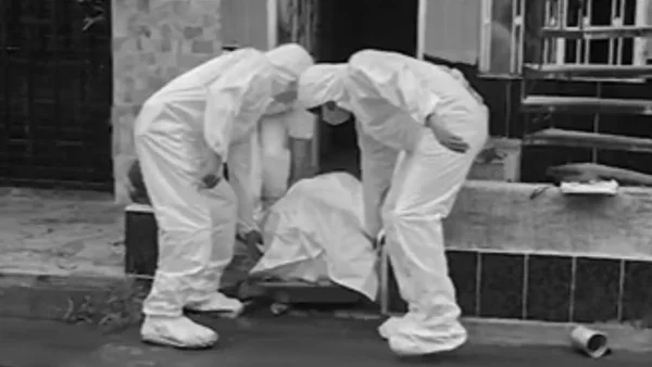 Hombre asesinó a su pareja, dejó el cuerpo en la casa y regresó a incendiar todo para borrar pruebas Hombre asesinó a su pareja, dejó el cuerpo en la casa y regresó a incendiar todo para borrar pruebas