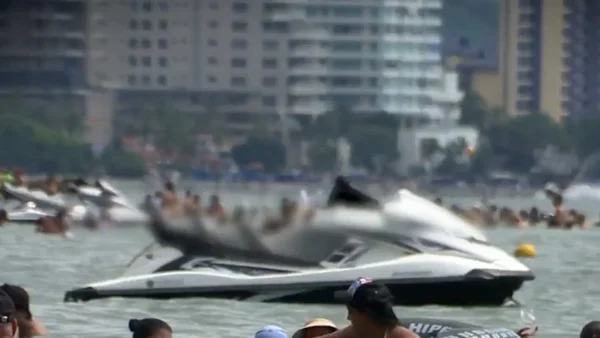 Basuras, comercio desbordado y prostitución: el oscuro panorama que hoy golpea las playas de Santa Marta Basuras, comercio desbordado y prostitución: el oscuro panorama que hoy golpea las playas de Santa Marta