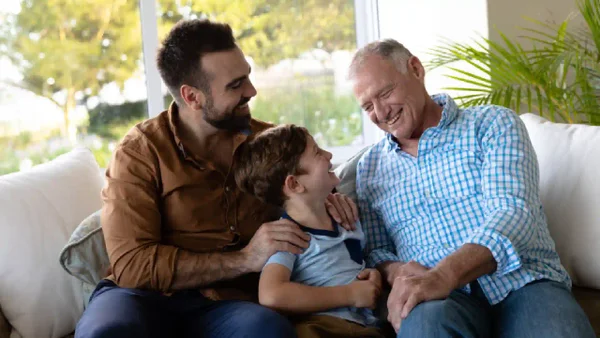 Además de adultos mayores, hijos deberán responder económicamente por estas personas