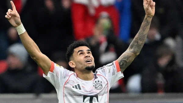 ¡Luis Díaz sigue enamorando a los hinchas del Bayern Múnich! VIDEO de su espectacular asistencia vs. Atalanta