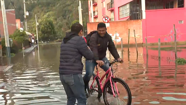 26 barrios en Facatativá registran inundaciones por las lluvias: alcantarillado colapsó