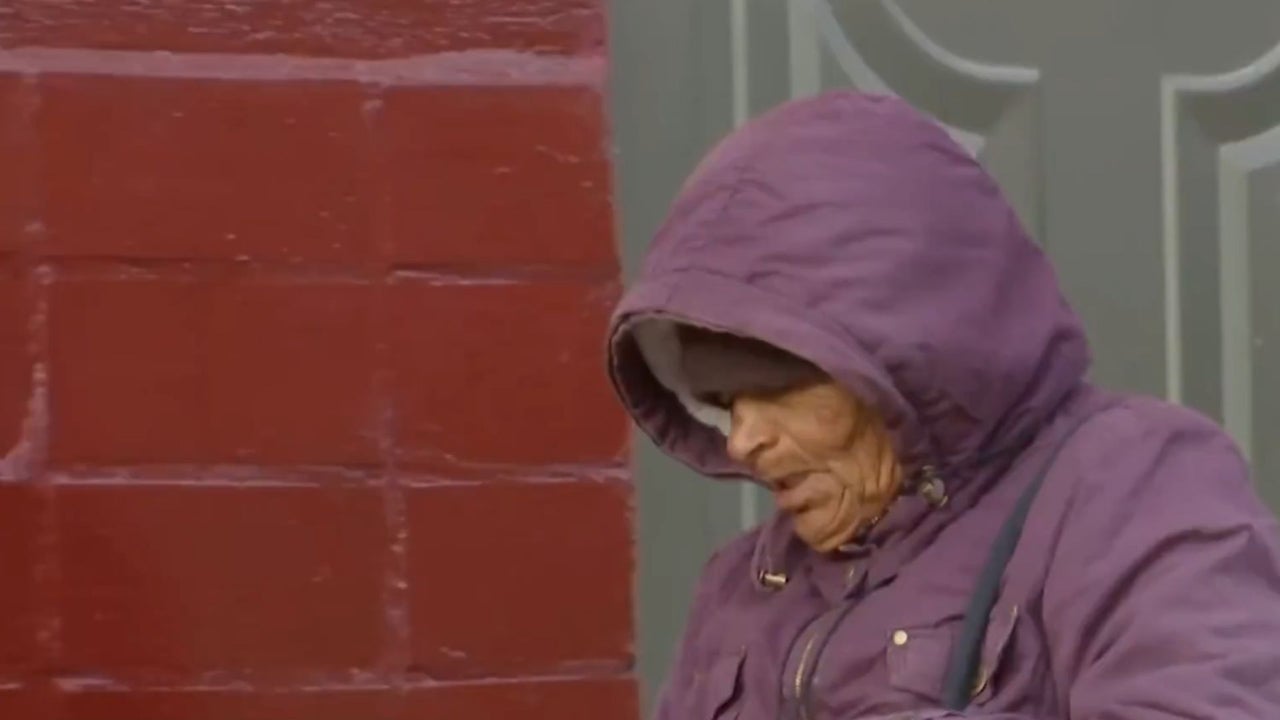 Elderly woman begs for money in Tunja to buy medications not provided by Nueva EPS