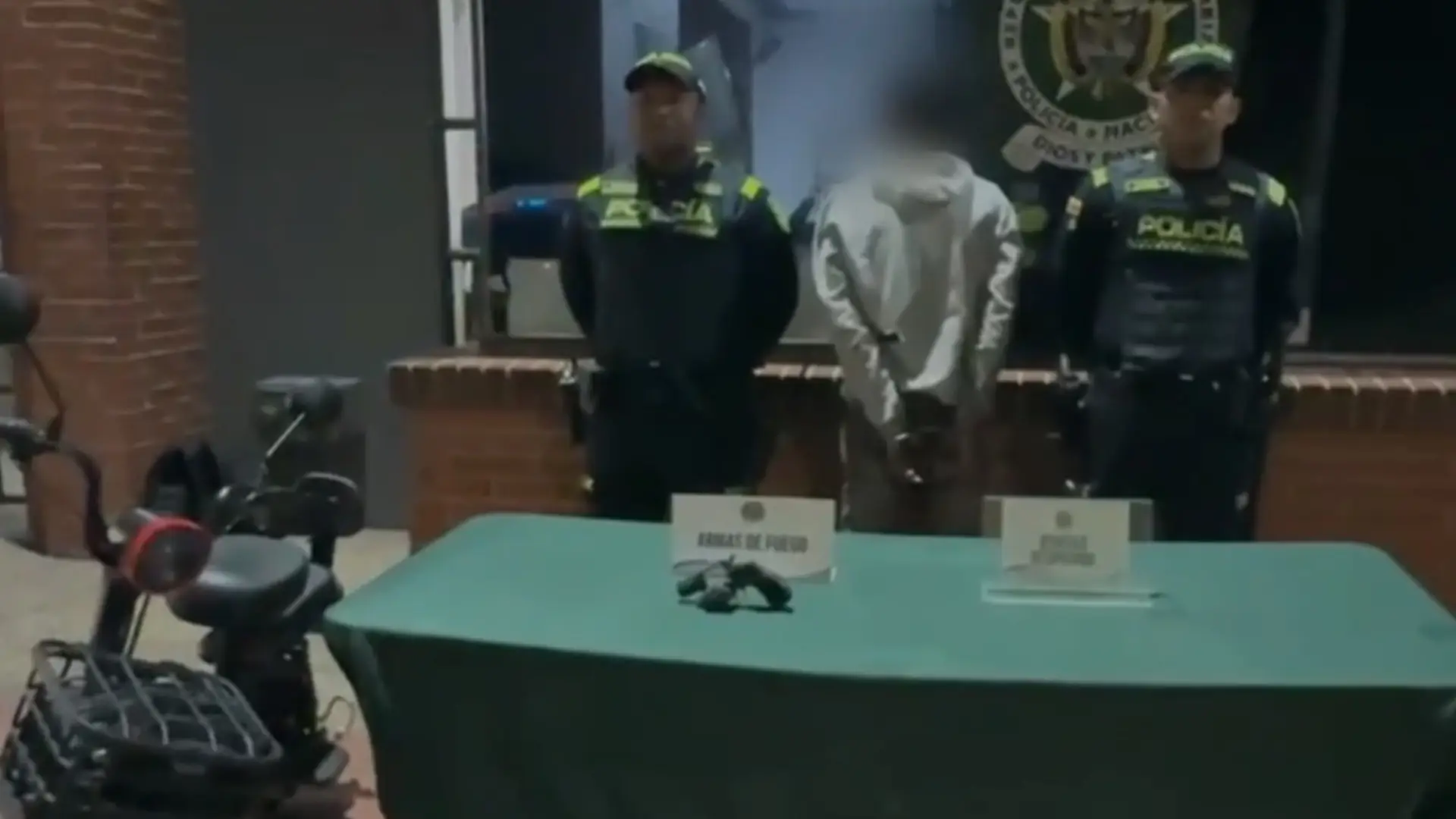 Hombre capturaod por hurtar bicicleta eléctrica en Bogotá