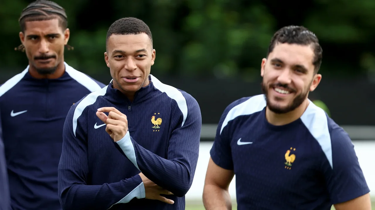 France confirmed its squad list to face Colombia on March 29