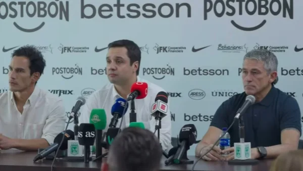 Presidente de Nacional tomó decisión con Diego Arias y la comunicó en rueda de prensa Presidente de Nacional tomó decisión con Diego Arias y la comunicó en rueda de prensa