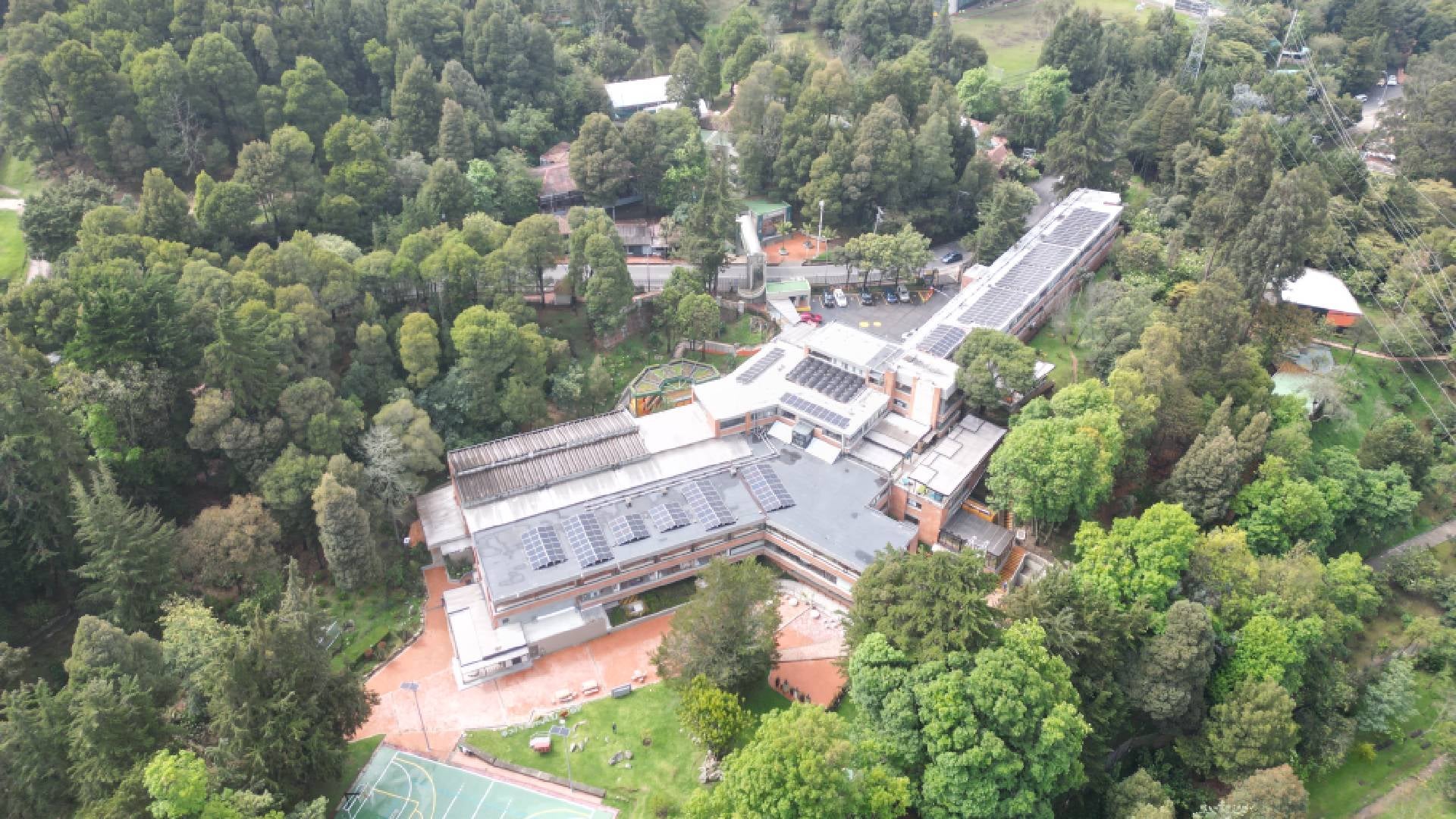 Universidad de América celebra 70 años de historia y educación