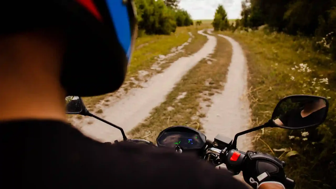Motorcyclists' ride in Bogotá seeks to save lives with blood donation for accident victims