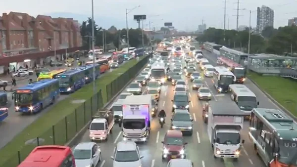 Este es el día de Semana Santa en el que se espera el mayor caos vehicular en Bogotá