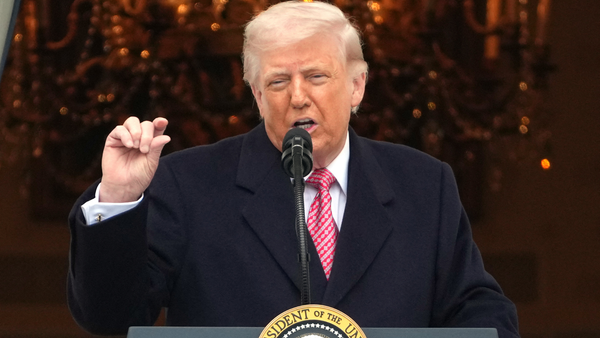 Dólares estadounidenses tendrán un cambio de diseño para incluir la firma del presidente Trump