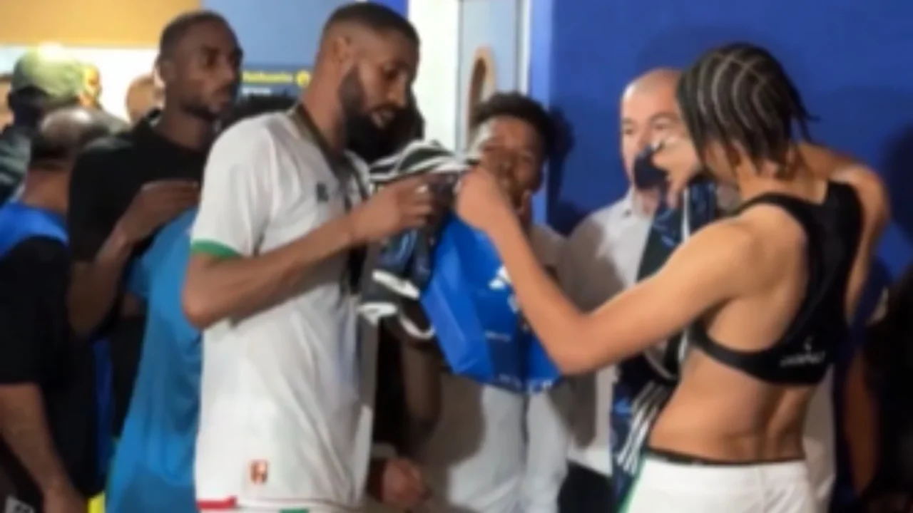 Unusual: Mauritania players fought over Argentina's shirts after defeat