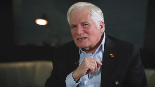 "Los principios y los valores no se negocian": Miguel Uribe Londoño