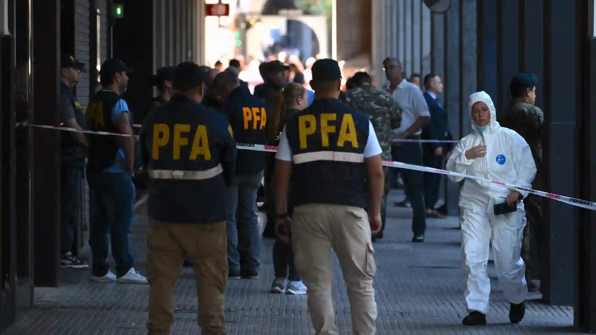 Asesinan a estudiante de 13 años en un tiroteo en escuela de Argentina: ocho alumnos heridos