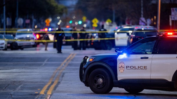 Estudiante disparó contra una maestra y luego se quitó la vida en Texas