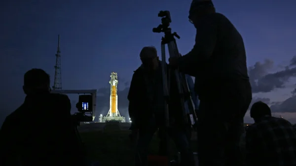 ¿Dónde ver el histórico regreso tripulado a la órbita lunar en el lanzamiento de Artemis II?