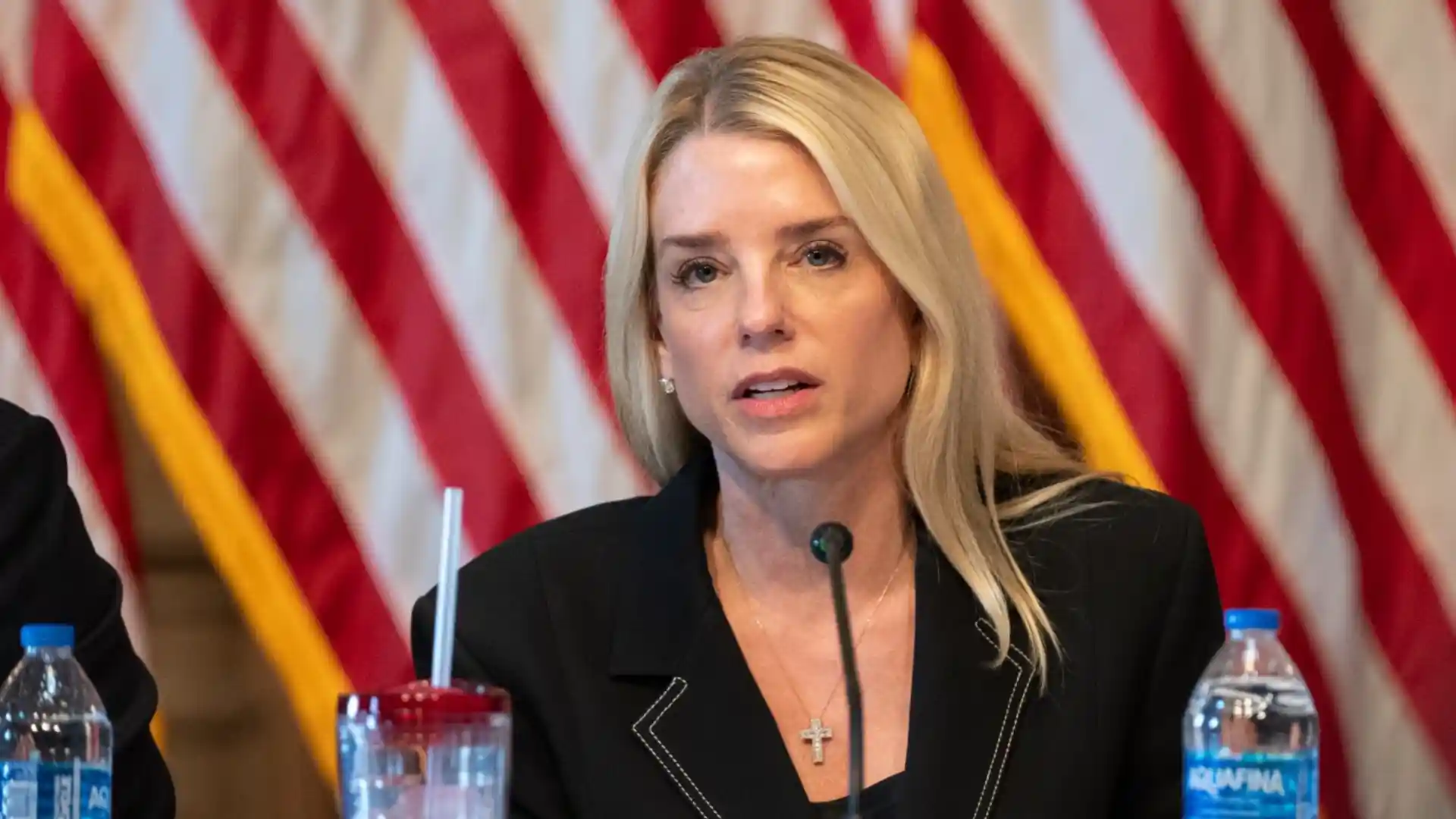 Trump despidió a Pam Bondi como fiscal general de Estados Unidos