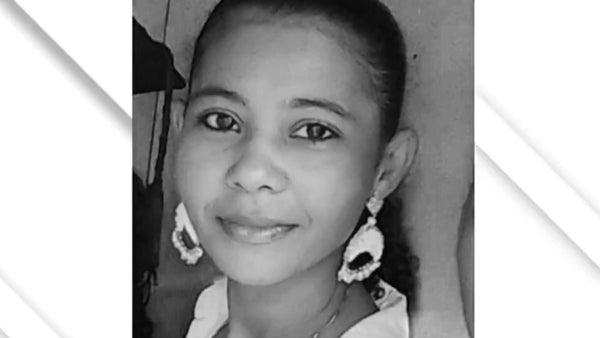 Feminicidio en Barranquilla: hombre habría asesinado y abandonado el cuerpo de su pareja dentro de un taxi Feminicidio en Barranquilla: hombre habría asesinado y abandonado el cuerpo de su pareja dentro de un taxi