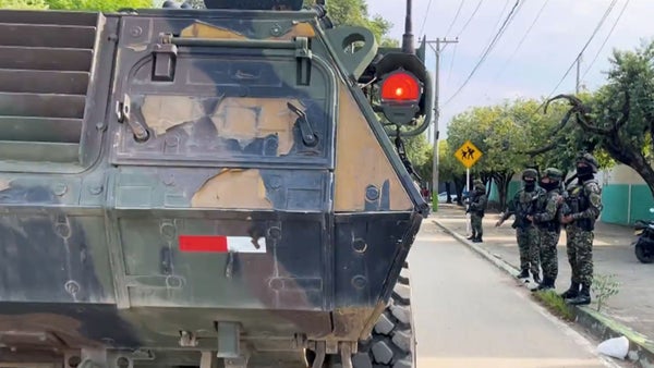 Desplazamiento masivo en el Catatumbo: la guerra que atrapó a la población civil