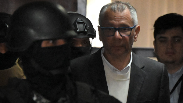 Ecuador llama a consultas a embajador en Colombia por declaraciones de Petro sobre Jorge Glas Ecuador llama a consultas a embajador en Colombia por declaraciones de Petro sobre Jorge Glas