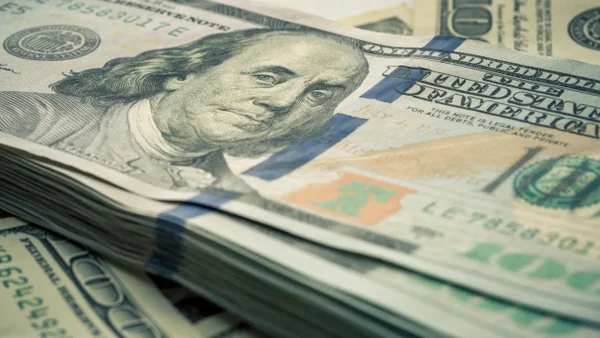 El precio del dólar tocó MÍNIMO después de más de dos meses hoy 9 de abril de 2026: así abrió