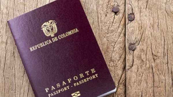 Denuncian presuntas irregularidades en la modernización del sistema de trámites para los pasaportes