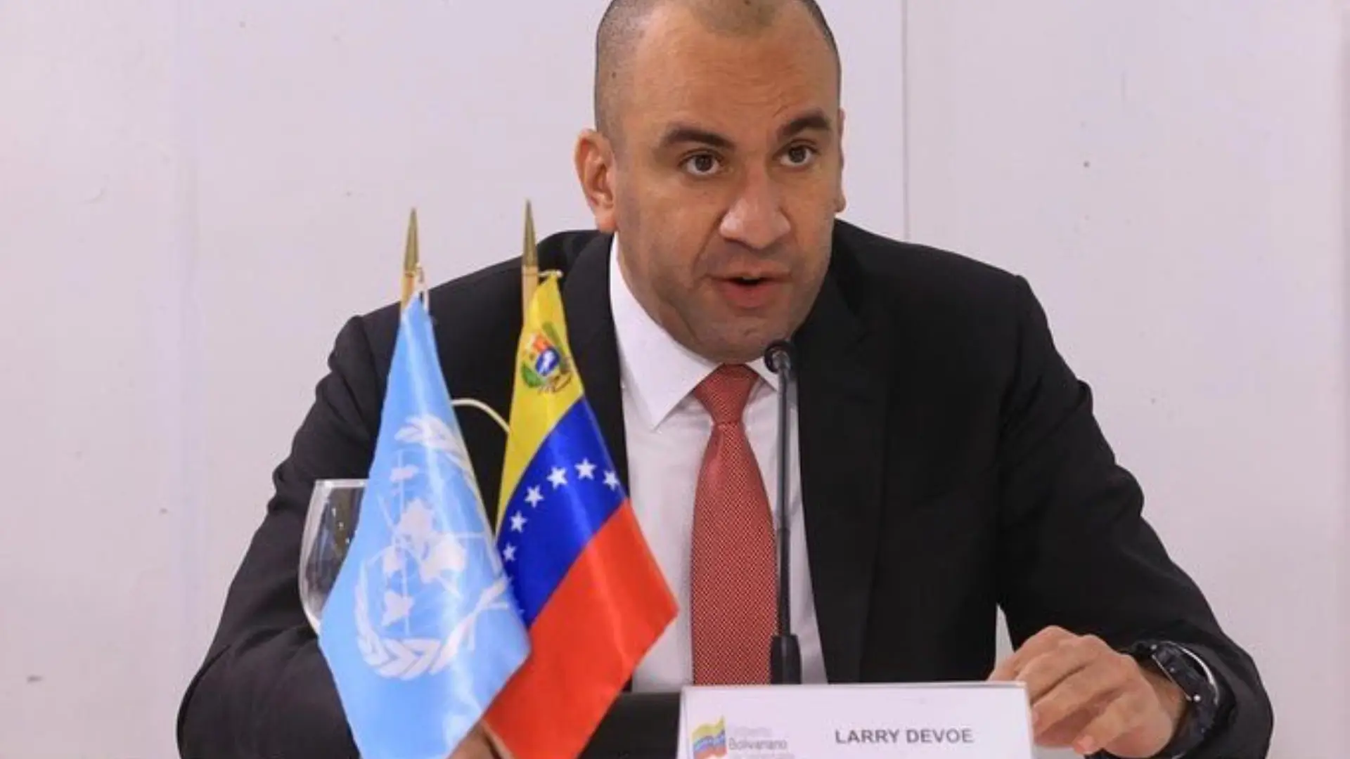 Larry Devoe fiscal general de Venezuela