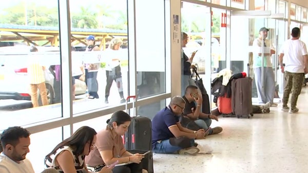 Avianca y Latam ofrecen alternativas a viajeros afectados por restricciones en el aeropuerto Palonegro