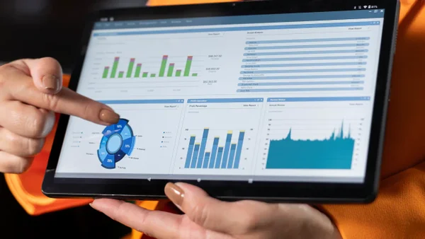 Analítica predictiva en el sector financiero: la tecnología que anticipa impagos, frena el fraude y dispara la rentabilidad Analítica predictiva en el sector financiero: la tecnología que anticipa impagos, frena el fraude y dispara la rentabilidad