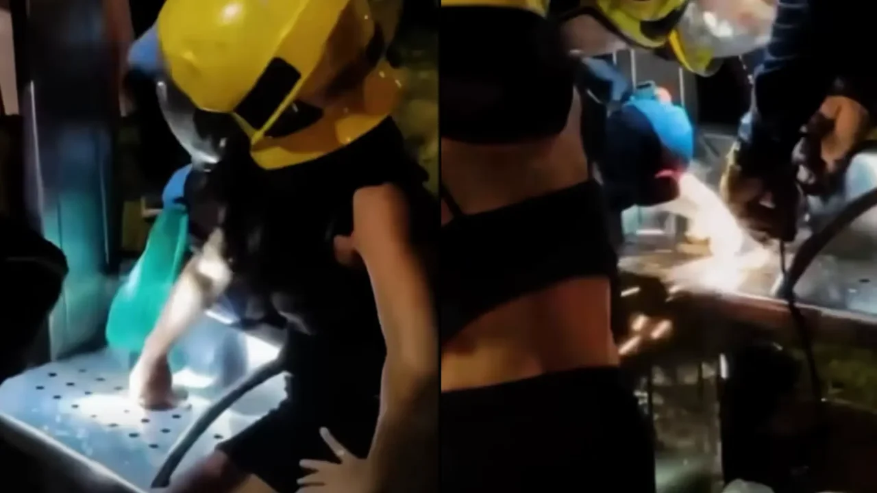 Viral: Firefighters rescue a young woman with her finger trapped in a MIO bench in Cali