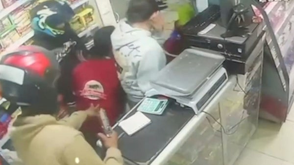 Violento robo en Engativá: joven de 19 años hospitalizado tras recibir un disparo en la cabeza