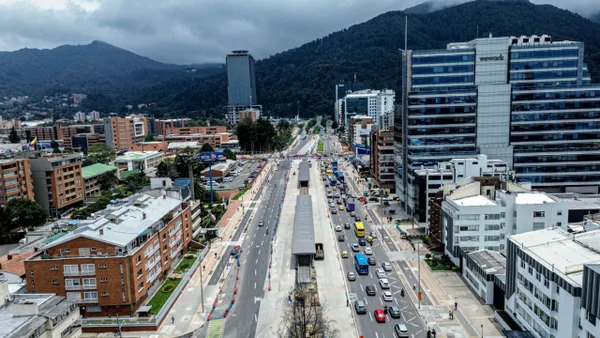 Avance de las obras en la troncal de la Avenida 68 en Bogotá, llega al 77.24%