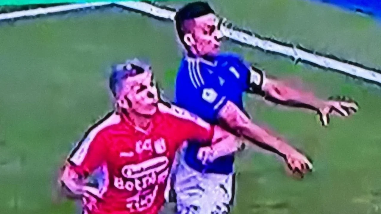 Was it a penalty for Millonarios? Specialists ignite controversy over Falcao's play