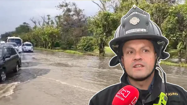 Otra vez colapsó la Autopista Norte por las lluvias: Bomberos advierten por nuevas emergencias Otra vez colapsó la Autopista Norte por las lluvias: Bomberos advierten por nuevas emergencias