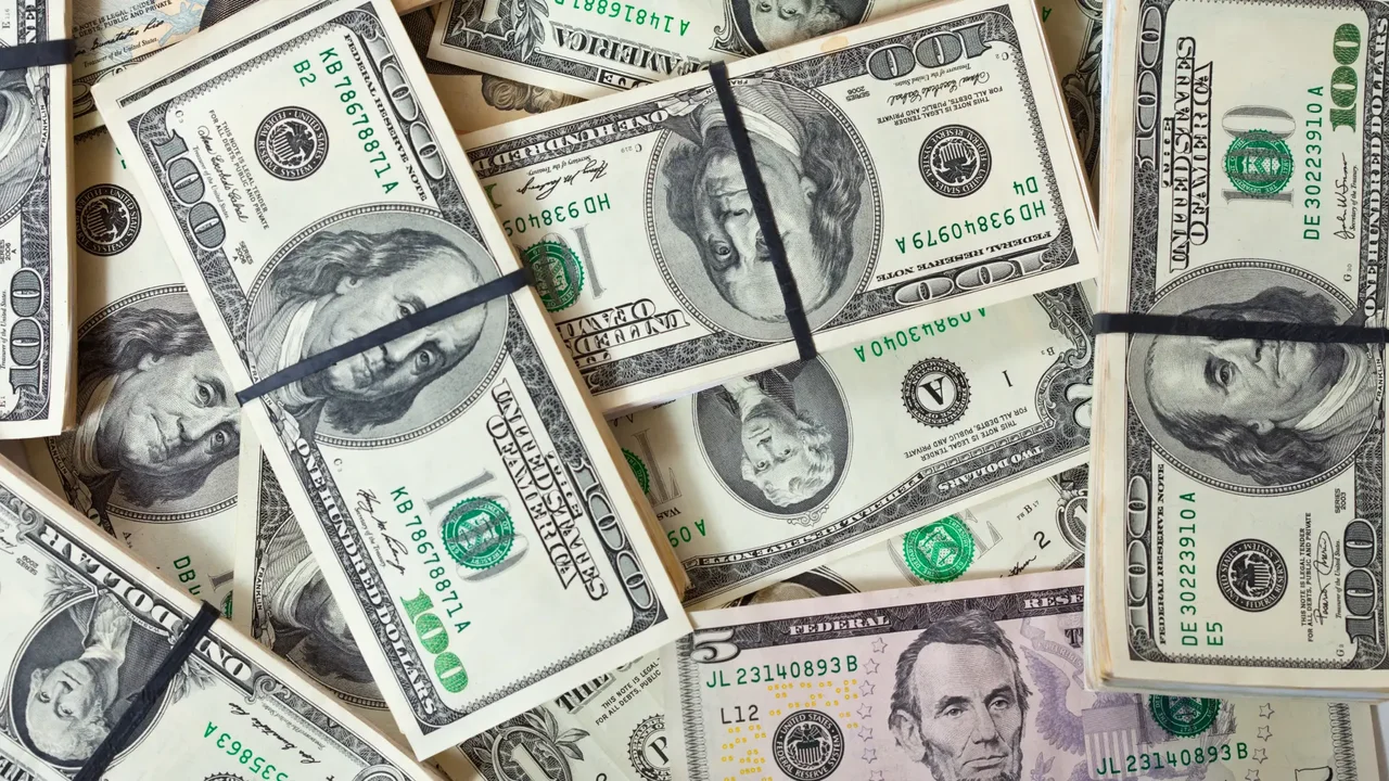 Unexpected movement in the dollar price at today's close, April 15, 2026! This is how it was quoted
