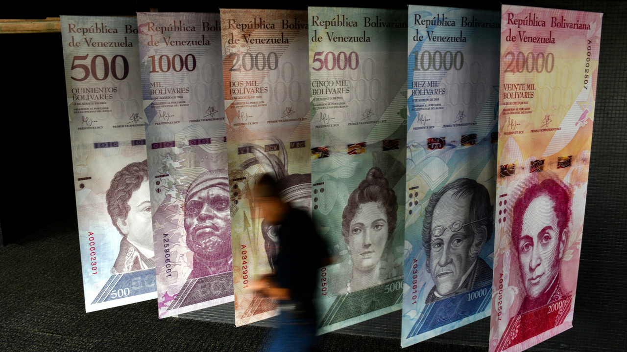 Delcy Rodríguez Announces Venezuela's "Integral Minimum Income" Will Reach 240 Dollars