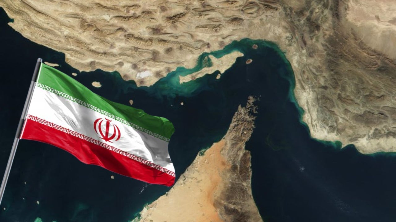 Iran threatens to close the Strait of Hormuz again if the US blockade on its ports continues