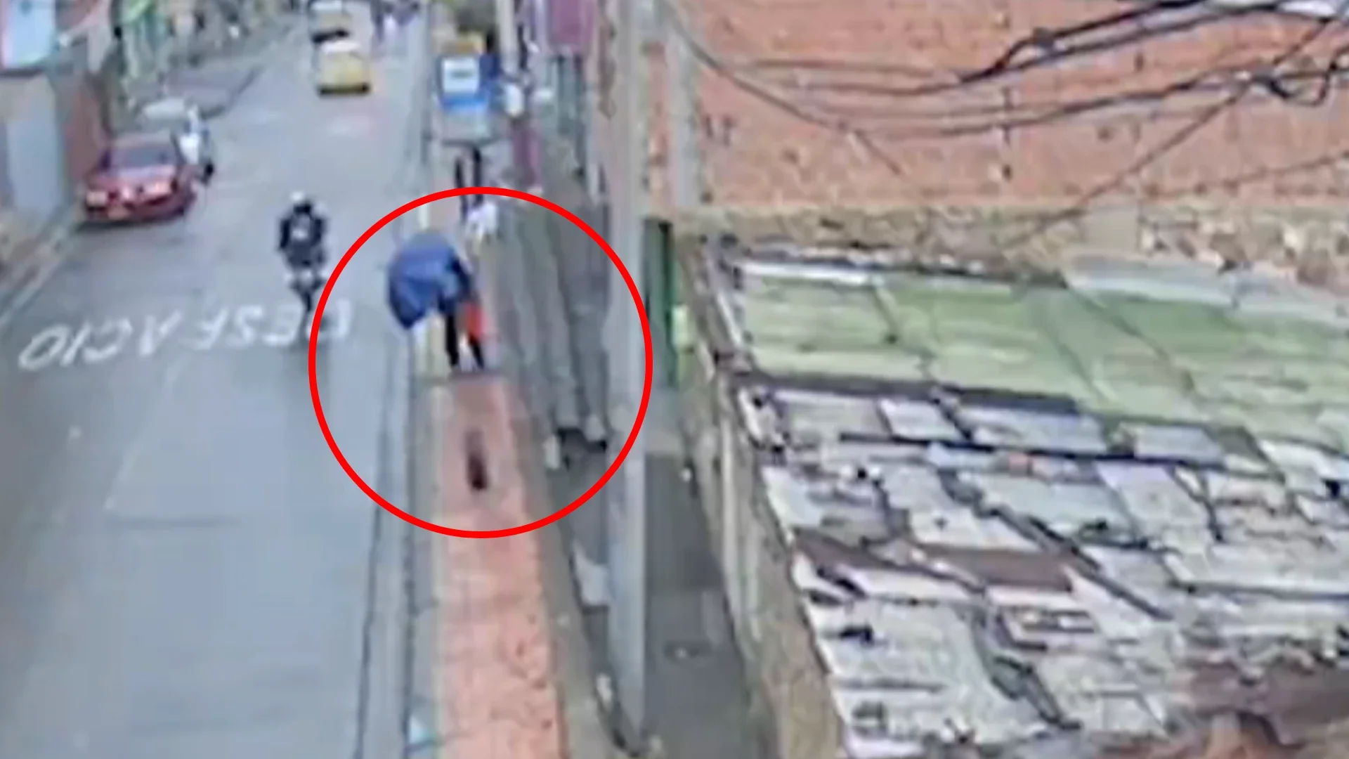 Mujer murió por impacto de llanta en Bogotá.