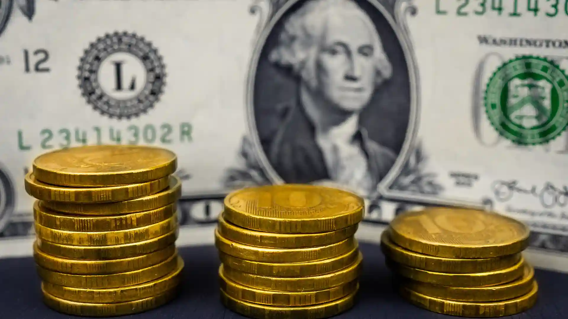 ¿Por qué algunas monedas latinoamericanas le ganan al dólar en abril?